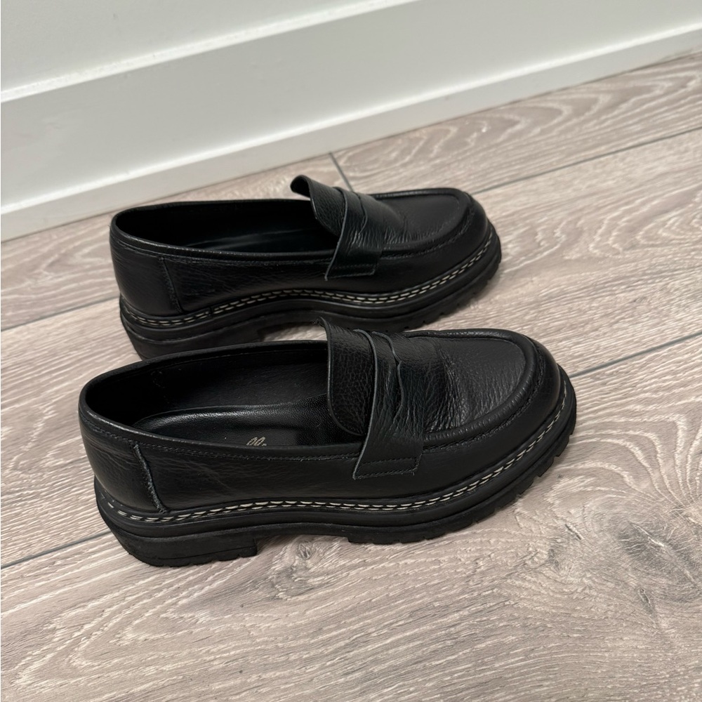 L'INTERVALLE Black Leather Loafers